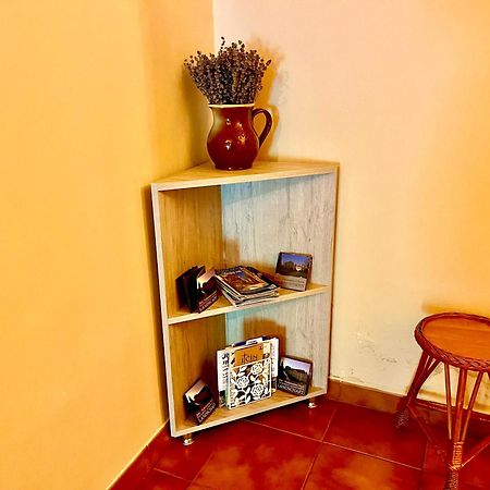 P&P Jicin Apartments - Soukrome 2-3 Luzkove Pokoje S Vlastni Kuchyni A Koupelnou Dış mekan fotoğraf